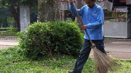 english-to-nepali-meaning-of-street-sweeper-eztto